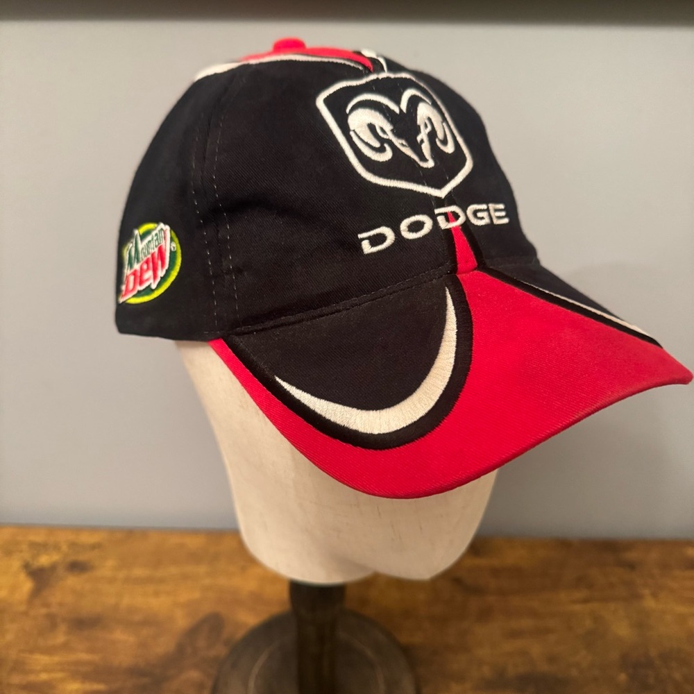 Chase‎ Authentics Red and Black Cap